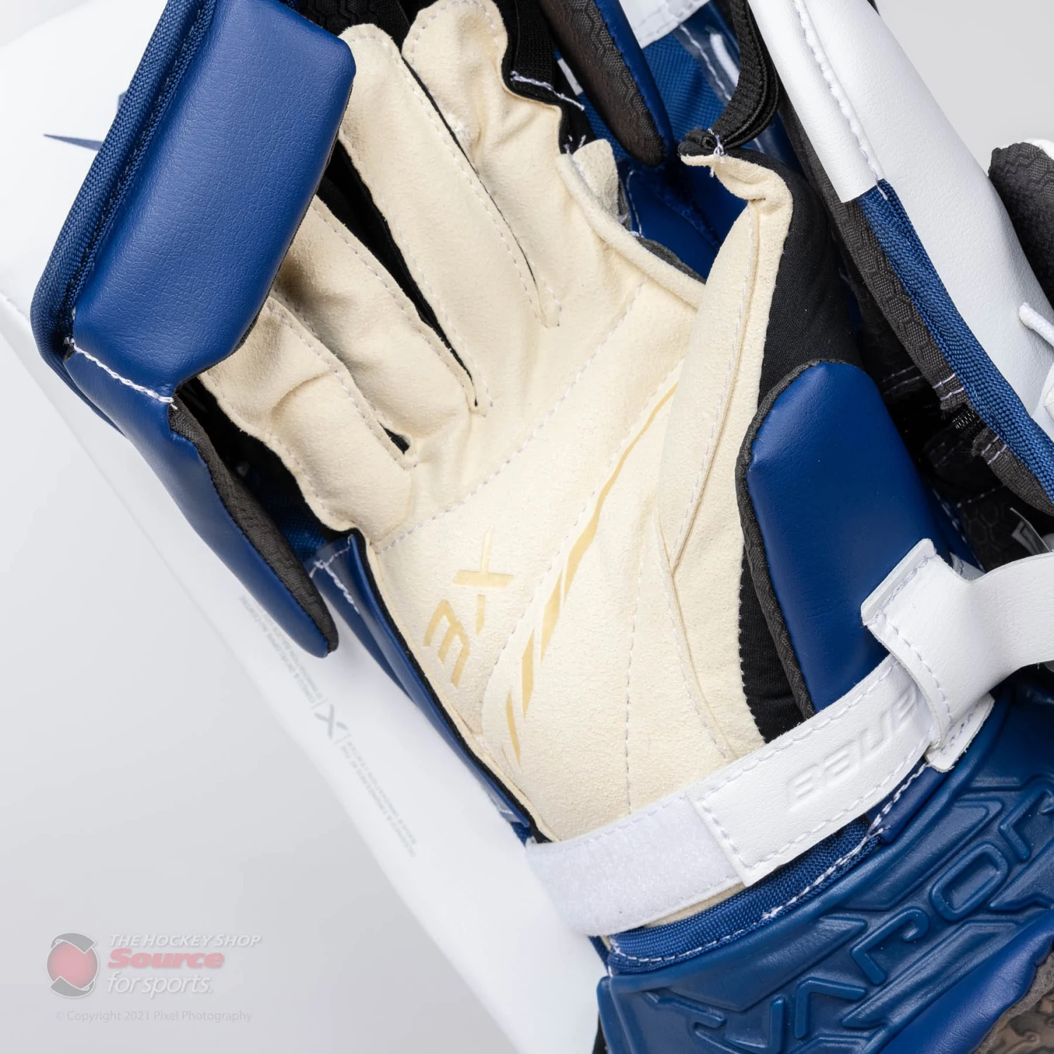 Bauer Vapor 3X Senior Goalie Blocker 8 Bauer Vapor 3X Senior Goalie Blocker - Image 8