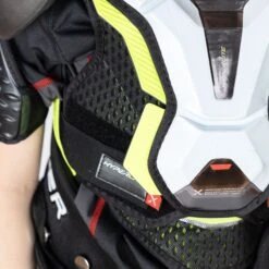 Bauer Vapor Hyperlite Junior Hockey Shoulder Pads -Warrior Shop bauer shoulder pads bauer vapor hyperlite junior hockey shoulder pads 29086237982786