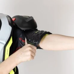 Bauer Vapor Hyperlite Junior Hockey Shoulder Pads -Warrior Shop bauer shoulder pads bauer vapor hyperlite junior hockey shoulder pads 29086238081090