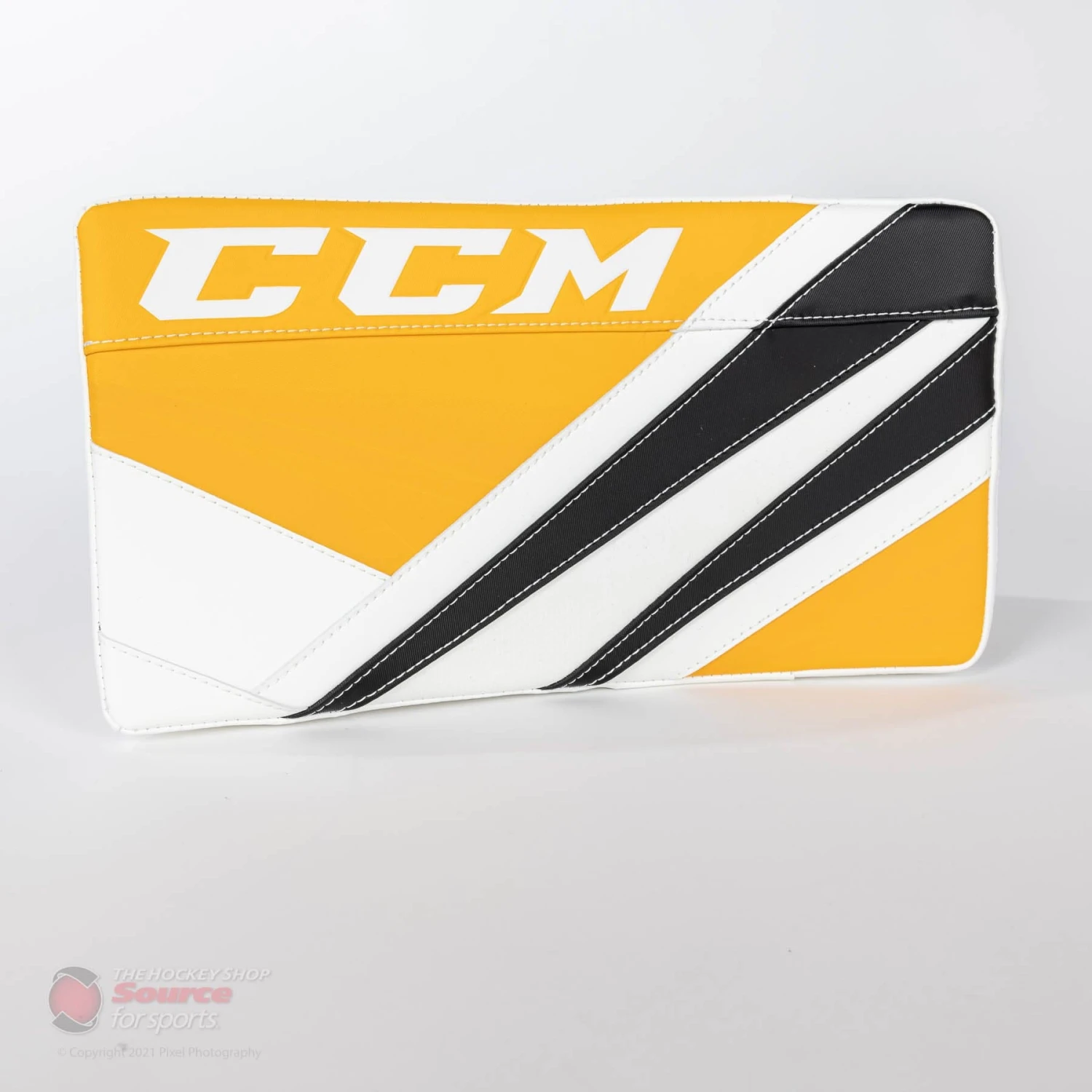 CCM Extreme Flex E5.9 Senior Goalie Blocker 2 CCM Extreme Flex E5.9 Senior Goalie Blocker - Image 2