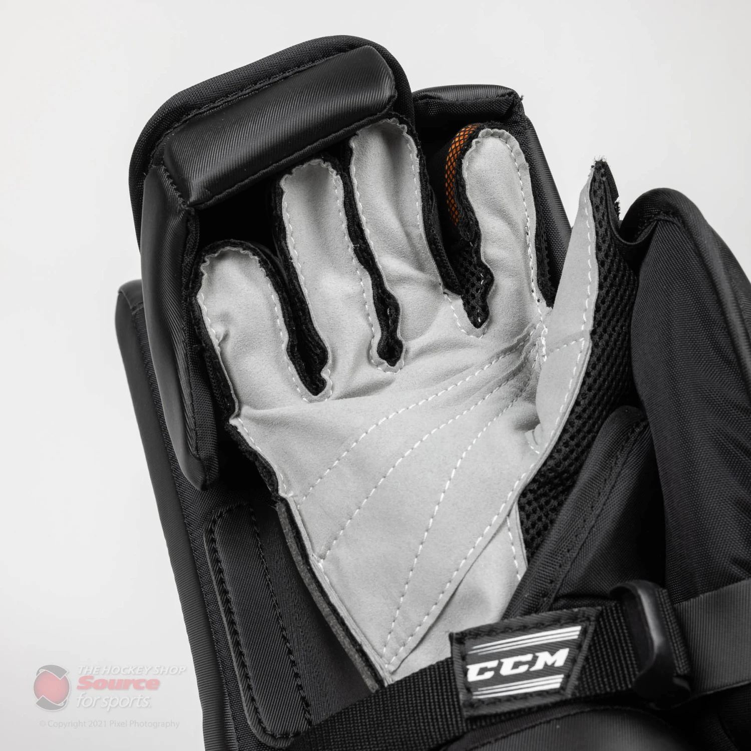 CCM Extreme Flex E5.9 Senior Goalie Blocker - Source Exclusive 7 CCM Extreme Flex E5.9 Senior Goalie Blocker - Source Exclusive - Image 7