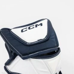CCM Axis 2.9 Intermediate Goalie Catcher -Warrior Shop ccm catchers ccm axis 2 9 intermediate goalie catcher 29106115641410