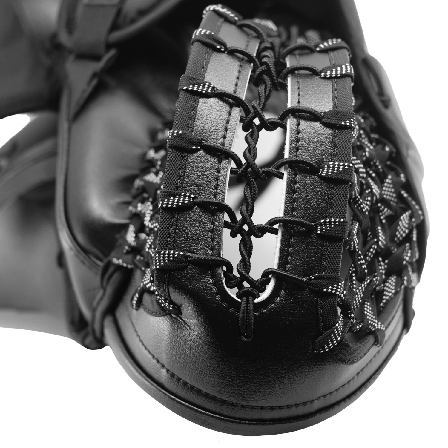 CCM Extreme Flex 5 Senior Goalie Catcher - 580 Break Angle 5 CCM Extreme Flex 5 Senior Goalie Catcher - 580 Break Angle - Image 5