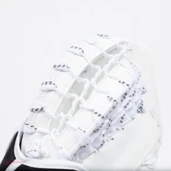 CCM Extreme Flex E4.5 Senior Goalie Catcher - Source Exclusive -Warrior Shop ccm catchers ccm extreme flex e4 5 senior goalie catcher source exclusive 5323888623682