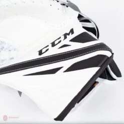CCM Extreme Flex E4.9 Intermediate Goalie Catcher - Source Exclusive -Warrior Shop ccm catchers ccm extreme flex e4 9 intermediate goalie catcher source exclusive 5323902353474