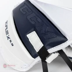 CCM Extreme Flex E5.9 Intermediate Goalie Catcher -Warrior Shop ccm catchers ccm extreme flex e5 9 intermediate goalie catcher 27988516864066