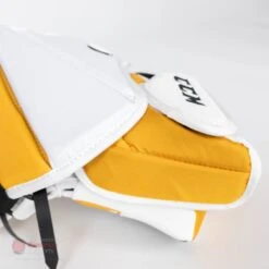 CCM Extreme Flex E5.9 Senior Goalie Catcher -Warrior Shop ccm catchers ccm extreme flex e5 9 senior goalie catcher 27988525285442