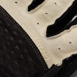 CCM Jetspeed FT6 Pro Senior Hockey Gloves -Warrior Shop ccm gloves ccm jetspeed ft6 pro senior hockey gloves 30397998563394