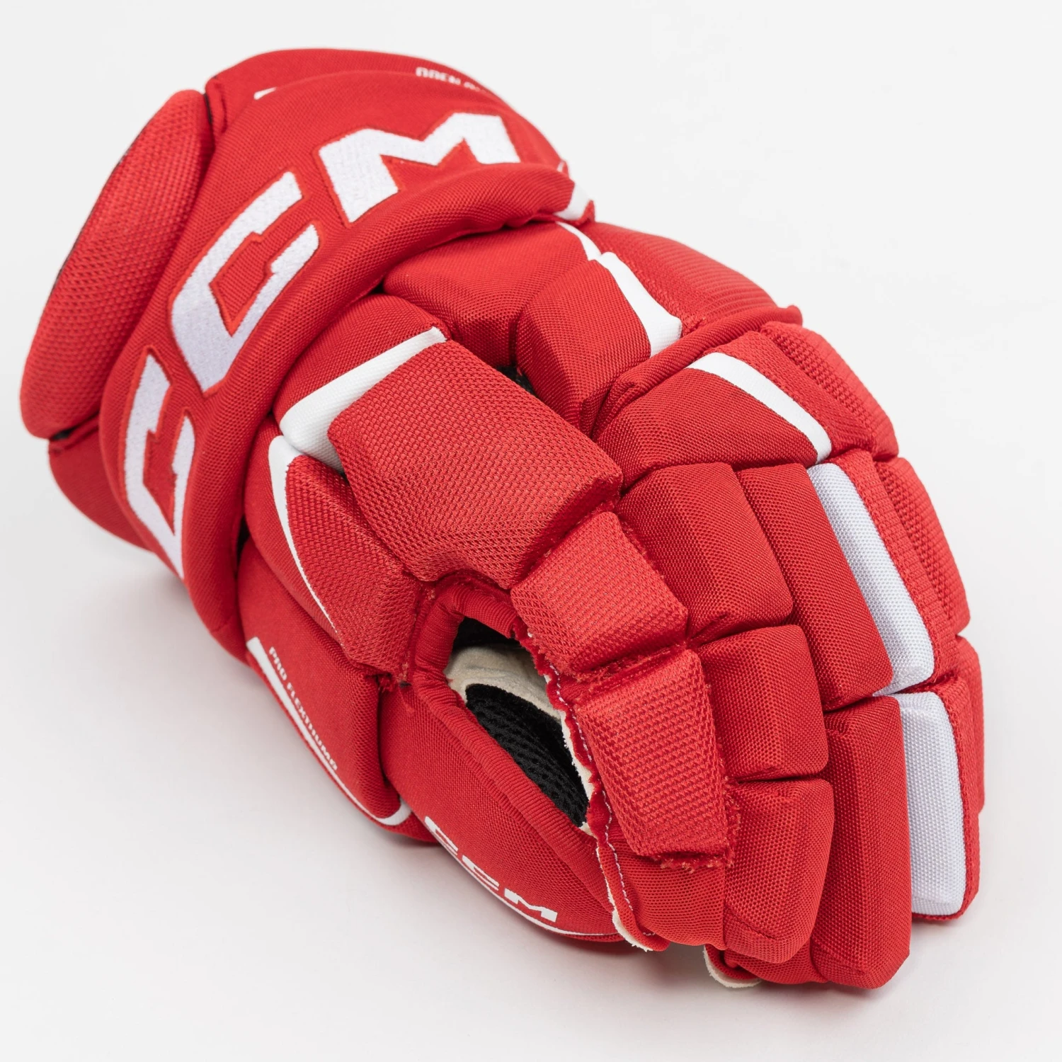 CCM Jetspeed FT6 Senior Hockey Gloves 11 CCM Jetspeed FT6 Senior Hockey Gloves - Image 11