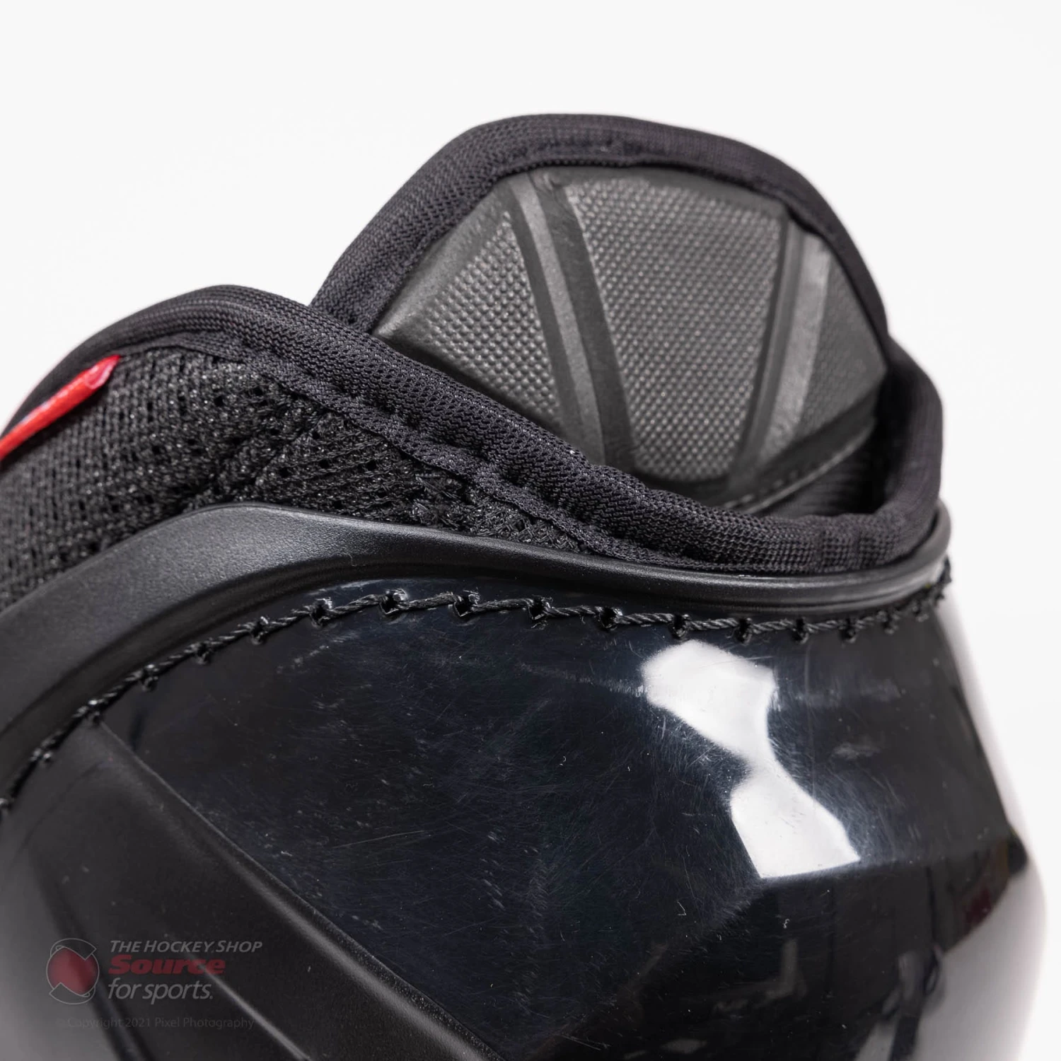 CCM Jetspeed FT4 Senior Hockey Shin Guards 5 CCM Jetspeed FT4 Senior Hockey Shin Guards - Image 5