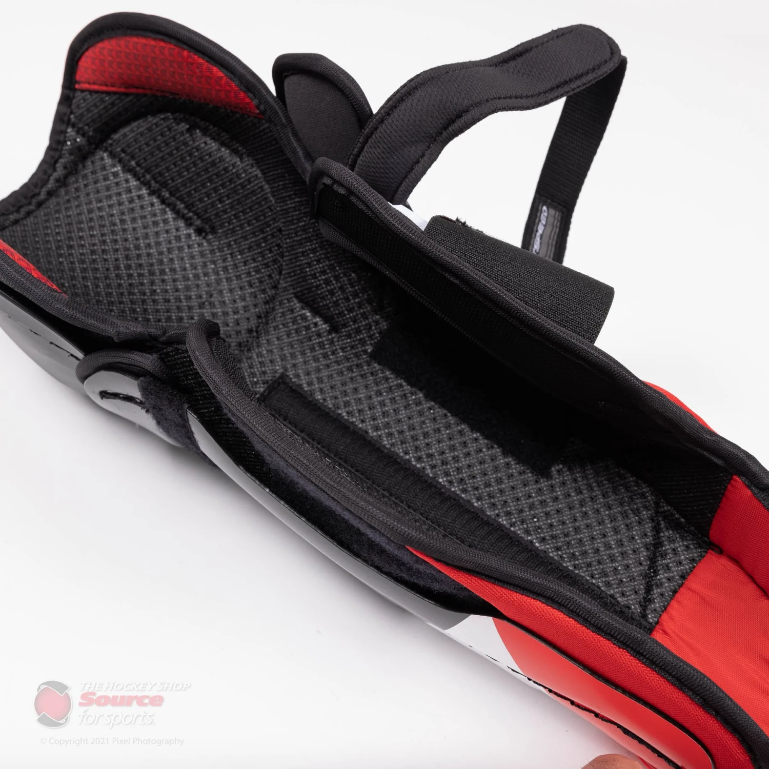 CCM Jetspeed FT4 Senior Hockey Shin Guards 11 CCM Jetspeed FT4 Senior Hockey Shin Guards - Image 11