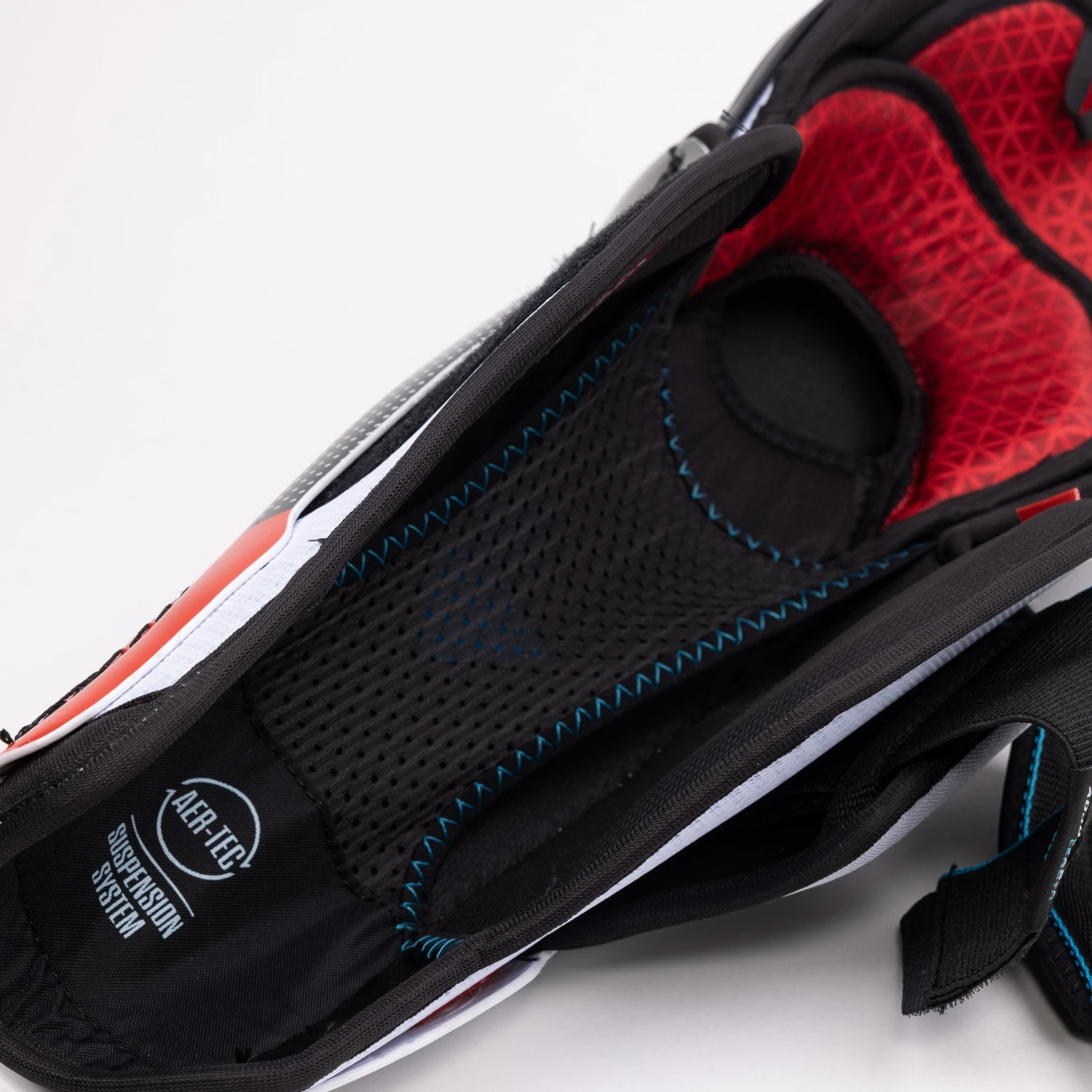 CCM Jetspeed FT6 Junior Hockey Shin Guards 10 CCM Jetspeed FT6 Junior Hockey Shin Guards - Image 10