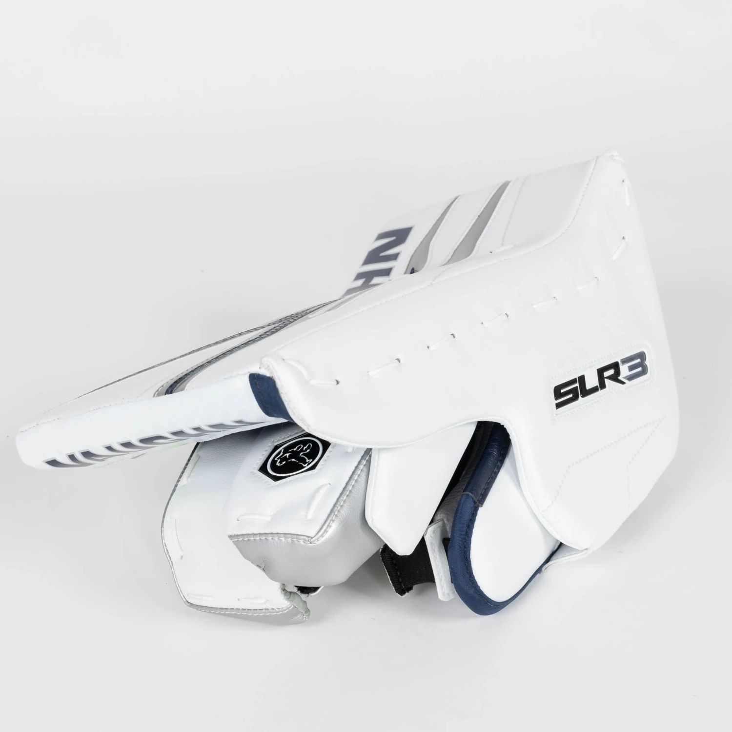 Vaughn Ventus SLR3 Pro Carbon Senior Goalie Blocker 3 Vaughn Ventus SLR3 Pro Carbon Senior Goalie Blocker - Image 3