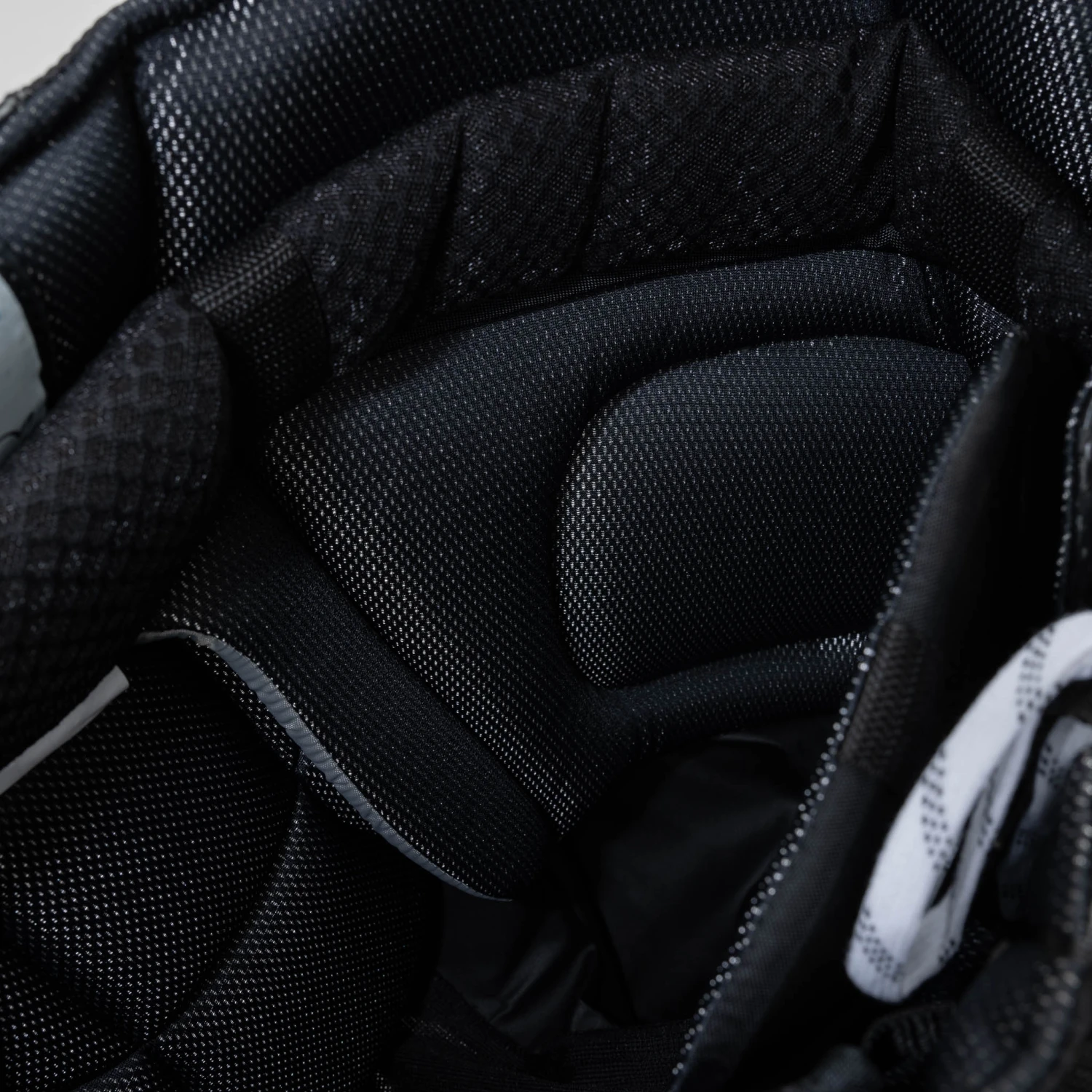 Vaughn Ventus SLR3 Junior Goalie Pants 7 Vaughn Ventus SLR3 Junior Goalie Pants - Image 7