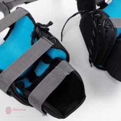 Vaughn Velocity V9 Pro Senior Goalie Knee Pads -Warrior Shop vaughn knee pads vaughn velocity v9 pro senior goalie knee pads black sr 14427378614338