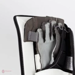 Warrior Ritual G4 Youth Goalie Blocker -Warrior Shop warrior blockers warrior ritual g4 youth goalie blocker 4565973368898